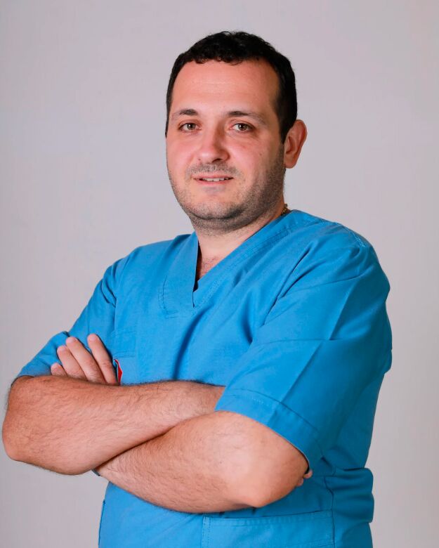 Γιατρός Μυκολόγος Ahmet